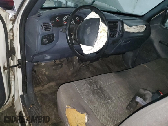 2000 Ford F-150 XL с VIN 1FTPF17L1YKA92061, выставлен на аукционе Copart как лот 66962304 с пробегом Не указан миль и Списание • Salvage title. История ставок и продаж доступна на DreamBid. Изображение 8.
