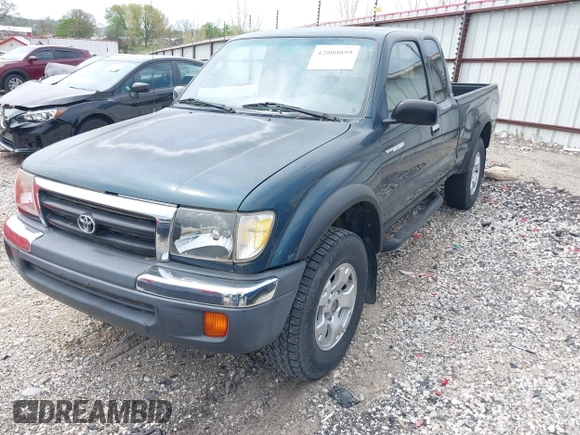 1998 Toyota Tacoma with VIN 4TAWN72N8WZ008439, listed as a IAAI auction lot 42000059 with 197,960 mi miles and . Bid and sale history available at DreamBid. Image 6.