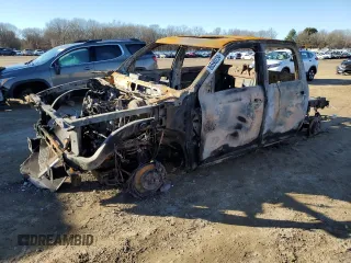 2017 Ram 1500 Sport z VIN 1C6RR7MT8HS849844, wystawiony jako Copart lot #86590234 z przebiegiem Nie podano mil oraz Nie do naprawy. Historia ofert i sprzedaży dostępna na DreamBid. Obrazek 1.