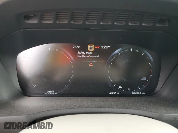 2021 Volvo XC90 Inscription with VIN YV4A22PLXM1678648, listed as a Copart auction lot 46236065 with 39,867 mi miles and Salvage title. Bid and sale history available at DreamBid. Image 9.