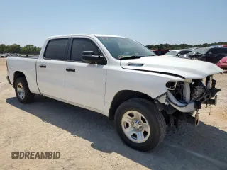 2022 Ram 1500 z VIN 1C6RRENG5NN241263, wystawiony jako Copart lot #67242344 z przebiegiem 83 443 mil mil oraz Szkoda całkowita • Salvage title. Historia ofert i sprzedaży dostępna na DreamBid. Obrazek 4.