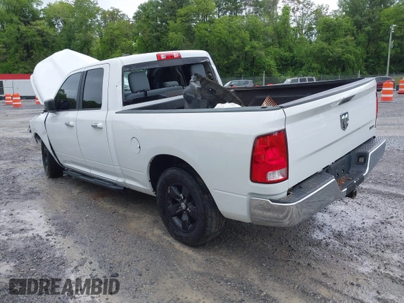 2017 Ram 1500 SLT z VIN 1C6RR7GG9HS736595, wystawiony jako IAAI lot #42230792 z przebiegiem 132 627 mil mil oraz . Historia ofert i sprzedaży dostępna na DreamBid. Obrazek 3.