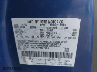 2007 Ford Escape XLS with VIN 1FMYU02Z37KB37995, listed as a IAAI auction lot 41641769 with 199,045 mi miles. Bid and sale history available at carsss.com. Image 9.
