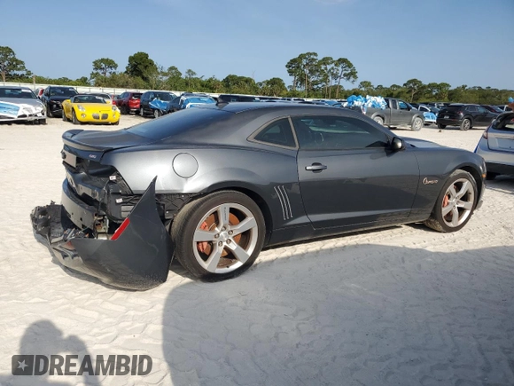 2010 Chevrolet Camaro 2SS z VIN 2G1FT1EW2A9178805, wystawiony jako Copart lot #64282813 z przebiegiem 87 771 mil mil oraz Szkody całkowita. Historia ofert i sprzedaży dostępna na DreamBid. Obrazek 3.
