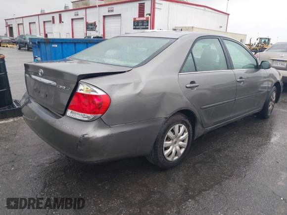 2006 Toyota Camry STD with VIN 4T1BE32KX6U736211, listed as a IAAI auction lot 41730669 with 112,648 mi miles. Bid and sale history available at carsss.com. Image 4.
