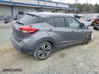 2020 Nissan Kicks SV with VIN 3N1CP5CV2LL477729, listed as a Copart auction lot 45300225 with 91,550 mi miles and Salvage Title. Bid and sale history available at carsss.com. Image 3.