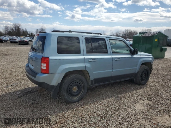 2014 Jeep Patriot Latitude with VIN 1C4NJRFBXED512414, listed as a Copart auction lot 50934605 with 37,714 mi miles and Salvage Title. Bid and sale history available at carsss.com. Image 3.
