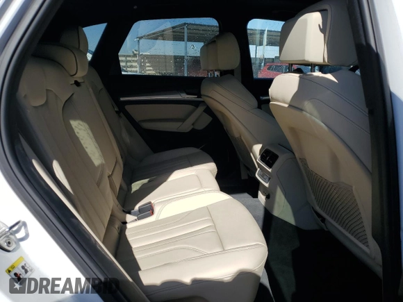 2025 Audi Q5 S line Premium z VIN WA1GAAFYXS2023169, wystawiony jako Copart lot #48351065 z przebiegiem 6 012 mil mil oraz Czysty tytuł • Clean title. Historia ofert i sprzedaży dostępna na DreamBid. Obrazek 11.