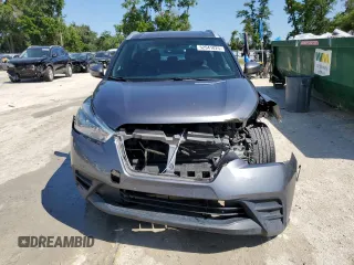 2019 Nissan Kicks S with VIN 3N1CP5CUXKL492288, listed as a Copart auction lot 52541025 with 95,426 mi miles and Non Repairable. Bid and sale history available at DreamBid. Image 5.