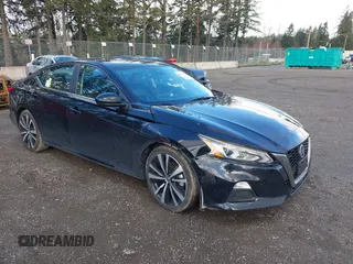 2021 Nissan Altima SR with VIN 1N4BL4CV1MN417270, listed as a IAAI auction lot 41770794 with 58,059 mi miles and . Bid and sale history available at carsss.com. Image 1.