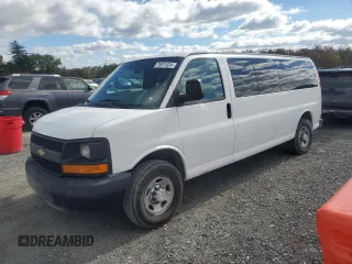 2016 Chevrolet Express Passenger LS with VIN 1GAZGNFF7G1319968, listed as a Copart auction lot 75911024 with 45,043 mi miles and Salvage title. Bid and sale history available at DreamBid. Image 1.