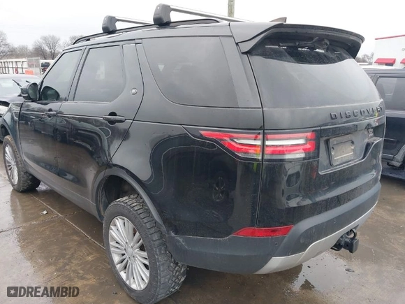 2017 Land Rover Discovery HSE with VIN SALRRBBK7HA013690, listed as a IAAI auction lot 41434883 with 89,667 mi miles. Bid and sale history available at carsss.com. Image 3.