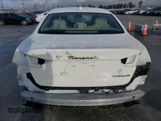 2022 Maserati Quattroporte GT z VIN ZAM56XPA9N1386149, wystawiony jako Copart lot #45134625 z przebiegiem 19 642 mil mil oraz Szkoda całkowita • Salvage title. Historia ofert i sprzedaży dostępna na DreamBid. Obrazek 6.