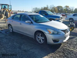 2013 Nissan Altima 2.5 SL with VIN 1N4AL3AP9DC266457, listed as a IAAI auction lot 41858272 with 310,998 mi miles. Bid and sale history available at carsss.com. Image 1.