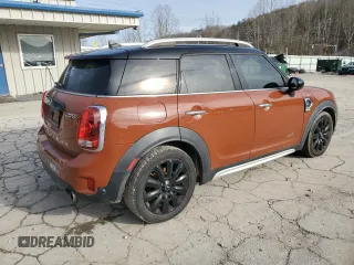 2018 MINI Countryman Cooper S with VIN WMZYT5C39J3E61682, listed as a Copart auction lot 45641125 with 98,496 mi miles and Salvage title. Bid and sale history available at DreamBid. Image 3.