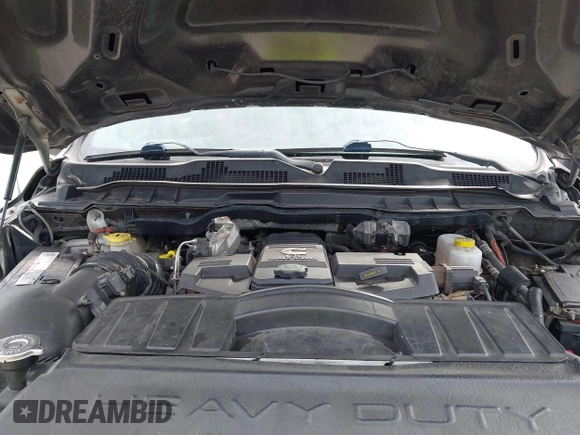2010 Dodge Ram 2500 SLT with VIN 3D7UT2CL5AG172425, listed as a IAAI auction lot 41792566 with 185,236 mi miles. Bid and sale history available at carsss.com. Image 10.