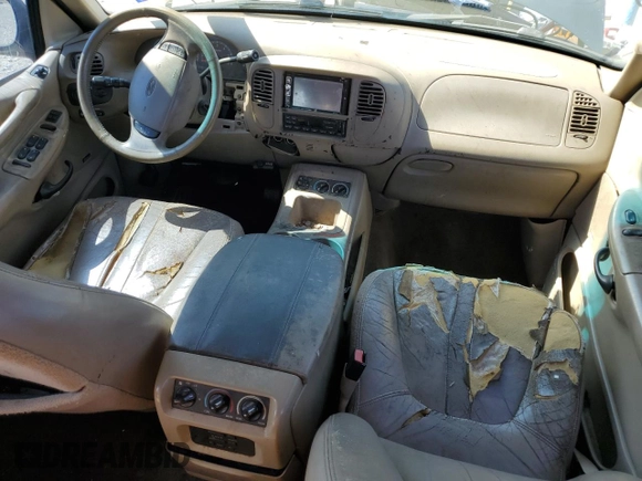 2001 Ford Expedition Eddie Bauer with VIN 1FMRU17L41LA95384, listed as a Copart auction lot 65800784 with Not provided miles and Salvage title. Bid and sale history available at DreamBid. Image 8.
