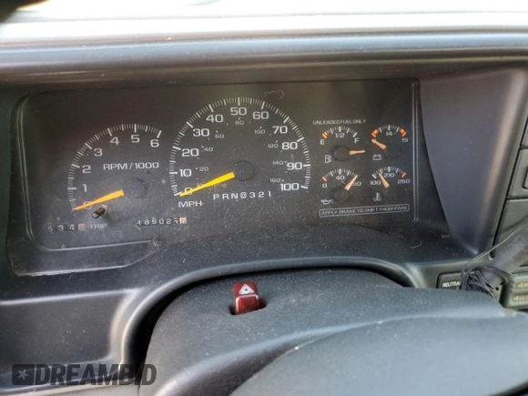 1998 GMC Yukon with VIN 1GKEK13R6WJ706204, listed as a Copart auction lot 77577074 with 186,023 mi miles and Salvage Title. Bid and sale history available at carsss.com. Image 9.