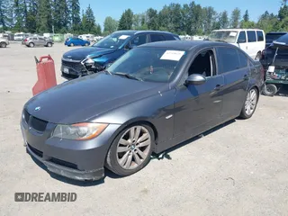 2006 BMW 3 Series 325i с VIN WBAVB13576KX51510, выставлен на аукционе IAAI как лот 42768678 с пробегом 236 318 миль миль и . История ставок и продаж доступна на DreamBid. Изображение 2.