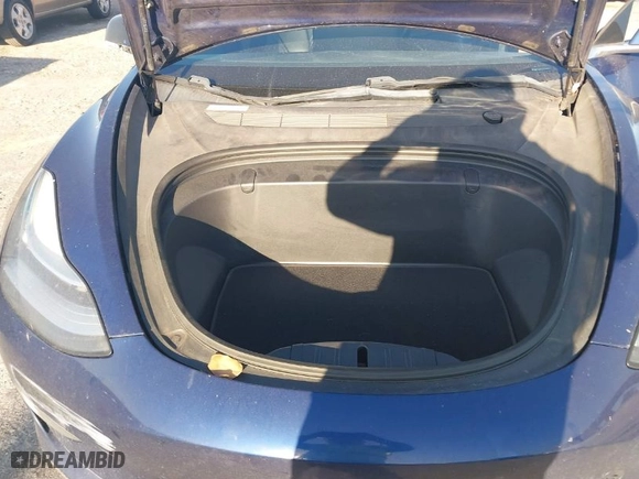 2018 Tesla Model 3 Long Range Battery with VIN 5YJ3E1EA2JF049824, listed as a IAAI auction lot 41792803 with 139039 miles. Bid and sale history available at carsss.com. Image 10.