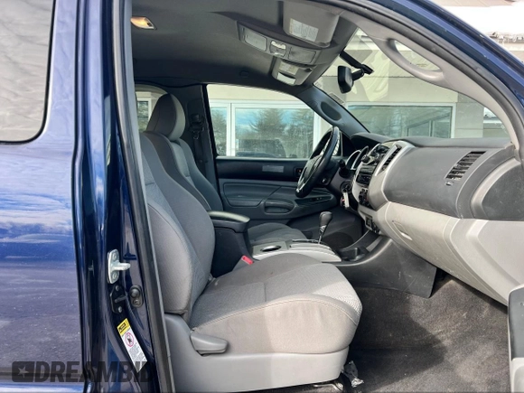 2012 Toyota Tacoma with VIN 5TFUU4EN8CX034605, listed as a IAAI auction lot 41976998 with 345,138 mi miles. Bid and sale history available at carsss.com. Image 5.