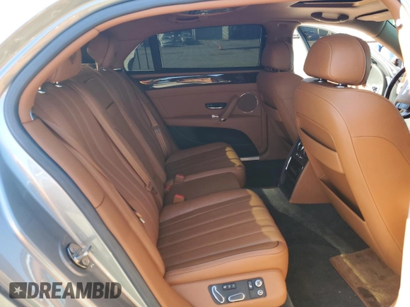 2014 Bentley Flying Spur с VIN SCBEC9ZA7EC090575, выставлен на аукционе Copart как лот 57110315 с пробегом 19 083 миль миль и Списание • Salvage title. История ставок и продаж доступна на DreamBid. Изображение 10.