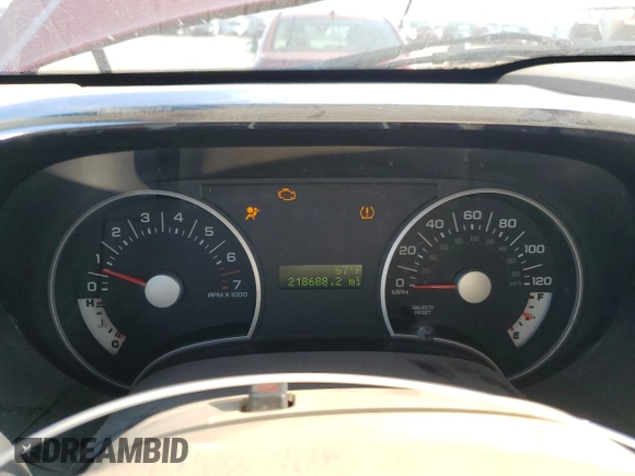 2008 Ford Explorer XLT z VIN 1FMEU73E18UA71072, wystawiony jako Copart lot #60070525 z przebiegiem 218 688 mil mil oraz Szkoda całkowita • Salvage title. Historia ofert i sprzedaży dostępna na DreamBid. Obrazek 9.