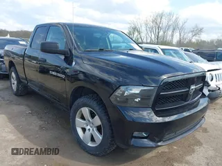 2012 Ram 1500 Express с VIN 1C6RD7FT6CS303547, выставлен на аукционе IAAI как лот 42091383 с пробегом 176 122 миль миль и . История ставок и продаж доступна на DreamBid. Изображение 1.