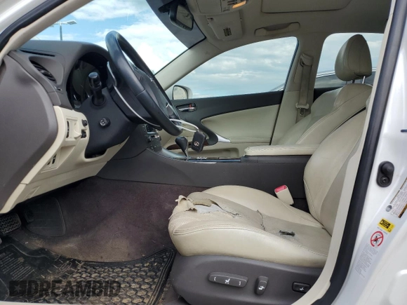 2011 Lexus IS 250 z VIN JTHCF5C28B5047108, wystawiony jako Copart lot #56041835 z przebiegiem 188 156 mil mil oraz Szkoda całkowita • Salvage title. Historia ofert i sprzedaży dostępna na DreamBid. Obrazek 7.