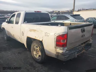 2009 Chevrolet Silverado 1500 LTZ with VIN 1GCEK39J79Z160110, listed as a IAAI auction lot 41046949 with 1 mi miles. Bid and sale history available at carsss.com. Image 3.
