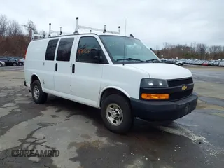 2020 Chevrolet Express Cargo with VIN 1GCWGAFP8L1230237, listed as a IAAI auction lot 41715619 with 123,324 mi miles and . Bid and sale history available at DreamBid. Image 1.