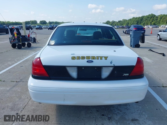 2009 Ford Police Interceptor with VIN 2FAHP71V99X141896, listed as a IAAI auction lot 39829556 with Not provided miles and . Bid and sale history available at DreamBid. Image 17.