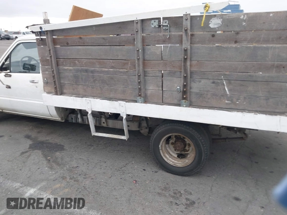 1988 Toyota Pickup с VIN JT5RN75U2J0020695, выставлен на аукционе IAAI как лот 42206950 с пробегом 75 326 миль миль и . История ставок и продаж доступна на DreamBid. Изображение 14.