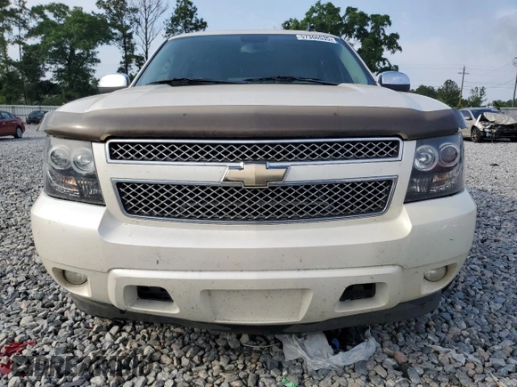 2011 Chevrolet Tahoe LTZ with VIN 1GNSCCE06BR346909, listed as a Copart auction lot 57366535 with 283,935 mi miles and Salvage title. Bid and sale history available at DreamBid. Image 5.