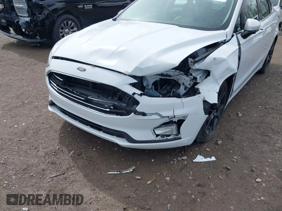 2020 Ford Fusion SE with VIN 3FA6P0HD0LR143408, listed as a IAAI auction lot 41854955 with 53,331 mi miles. Bid and sale history available at carsss.com. Image 6.