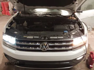 2019 Volkswagen Atlas SE with VIN 1V2LR2CA8KC577216, listed as a IAAI auction lot 41156460 with 68,382 mi miles and . Bid and sale history available at DreamBid. Image 10.