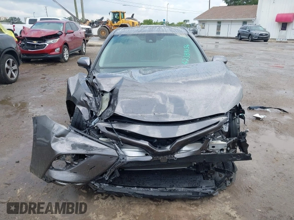 2023 Toyota Camry SE z VIN 4T1T11AK8PU802097, wystawiony jako IAAI lot #42389754 z przebiegiem 19 732 mil mil oraz . Historia ofert i sprzedaży dostępna na DreamBid. Obrazek 6.