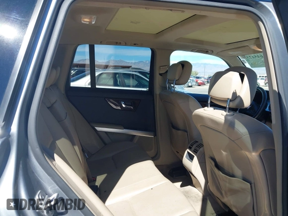 2010 Mercedes-Benz GLK 350 with VIN WDCGG5GB2AF467122, listed as a IAAI auction lot 41645425 with 167,220 mi miles and . Bid and sale history available at DreamBid. Image 8.