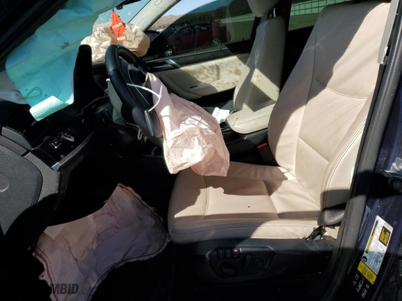 2016 BMW X4 xDrive28i with VIN 5UXXW3C57G0R18830, listed as a Copart auction lot 49788035 with 0 mi miles and Salvage Title. Bid and sale history available at carsss.com. Image 7.