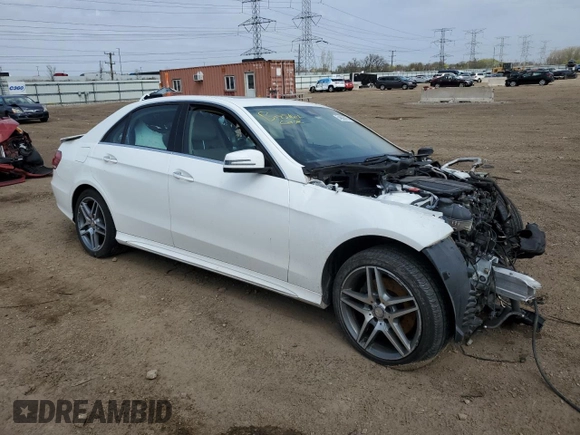 2015 Mercedes-Benz E 350 Luxury with VIN WDDHF8JB7FB121496, listed as a Copart auction lot 54693015 with 160,835 mi miles and Salvage title. Bid and sale history available at DreamBid. Image 4.