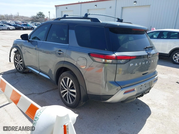 2022 Nissan Pathfinder Platinum with VIN 5N1DR3DJ4NC232212, listed as a IAAI auction lot 39144353 with 29,815 mi miles. Bid and sale history available at carsss.com. Image 3.