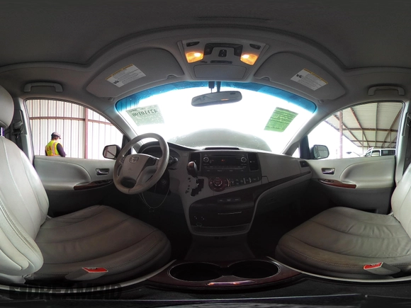 2014 Toyota Sienna XLE with VIN 5TDYK3DC6ES444121, listed as a IAAI auction lot 42110190 with 240,366 mi miles and . Bid and sale history available at DreamBid. Image 17.