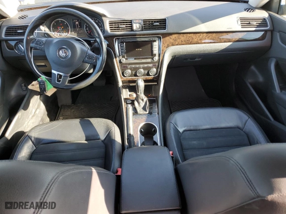 2015 Volkswagen Passat 2.0L TDI SEL Premium with VIN 1VWCV7A33FC042523, listed as a Copart auction lot 41673475 with 311,506 mi miles and Salvage Title. Bid and sale history available at carsss.com. Image 8.