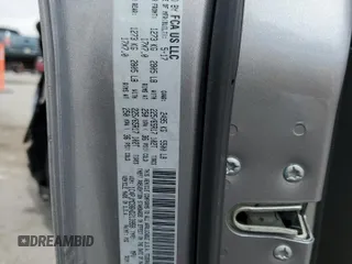 2017 Jeep Cherokee Latitude с VIN 1C4PJMCB6HD213958, выставлен на аукционе Copart как лот 53686715 с пробегом Не указан миль и Списание • Salvage title. История ставок и продаж доступна на DreamBid. Изображение 14.