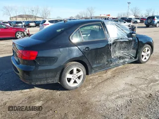 2012 Volkswagen Jetta TDI w/Premium with VIN 3VWLL7AJXCM320123, listed as a IAAI auction lot 41490787 with Not provided miles and . Bid and sale history available at DreamBid. Image 4.