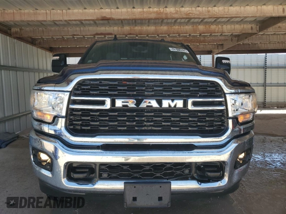 2024 Ram 2500 Big Horn with VIN 3C6UR5DJ1RG381039, listed as a Copart auction lot 52811425 with 14,912 mi miles and Clean Title. Bid and sale history available at carsss.com. Image 5.