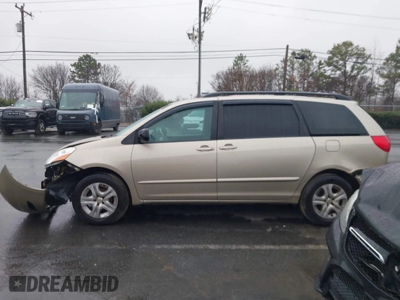 2009 Toyota Sienna CE with VIN 5TDZK23C99S253511, listed as a IAAI auction lot 41556433 with 239,778 mi miles and . Bid and sale history available at DreamBid. Image 14.
