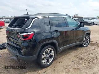 2018 Jeep Compass Limited with VIN 3C4NJCCB4JT329208, listed as a IAAI auction lot 42161515 with 72,512 mi miles and . Bid and sale history available at DreamBid. Image 4.