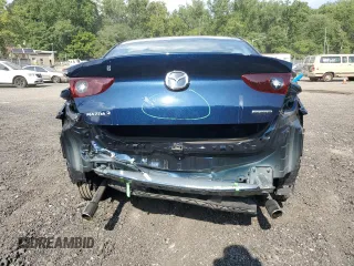 2022 Mazda 3 2.0 with VIN 3MZBPAA77NM309021, listed as a Copart auction lot 68997674 with 13,568 mi miles and Salvage Title. Bid and sale history available at DreamBid. Image 6.