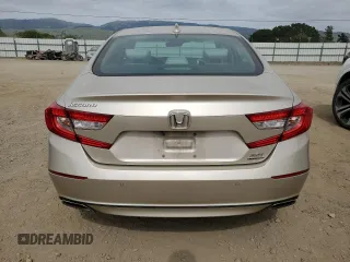 2018 Honda Accord Touring z VIN 1HGCV2F97JA003152, wystawiony jako Copart lot #54576185 z przebiegiem 111 310 mil mil oraz Szkoda całkowita • Salvage title. Historia ofert i sprzedaży dostępna na DreamBid. Obrazek 6.